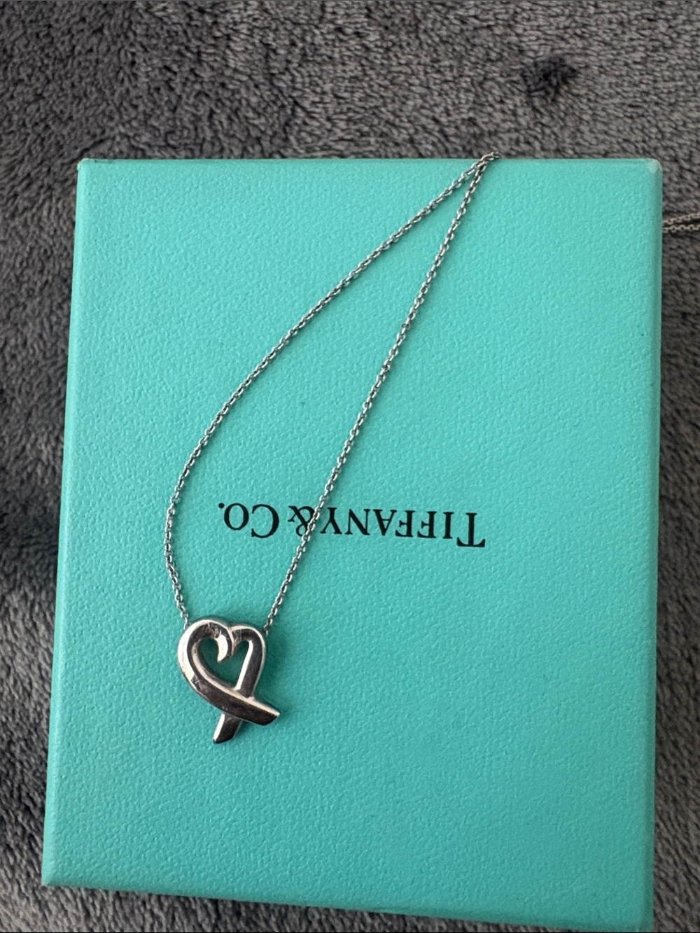 Tiffany &Co heart small necklace